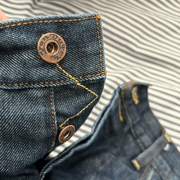 Von Dutch dark blue jeans. Exclusively tailored by 1984. Straight leg. 34 X 32 - Picture 8 of 9